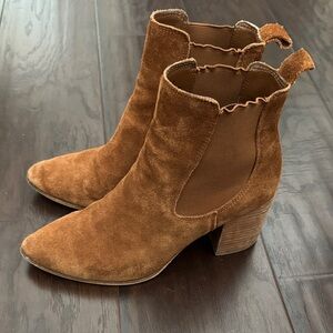Steve Madden Tan Suede Ankle Booties